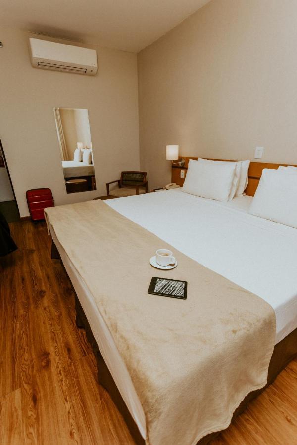 Vitoria Praia Hotel מראה חיצוני תמונה