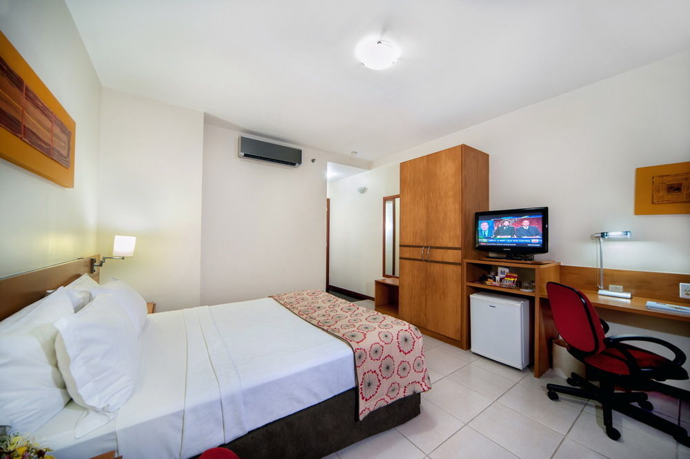 Vitoria Praia Hotel מראה חיצוני תמונה