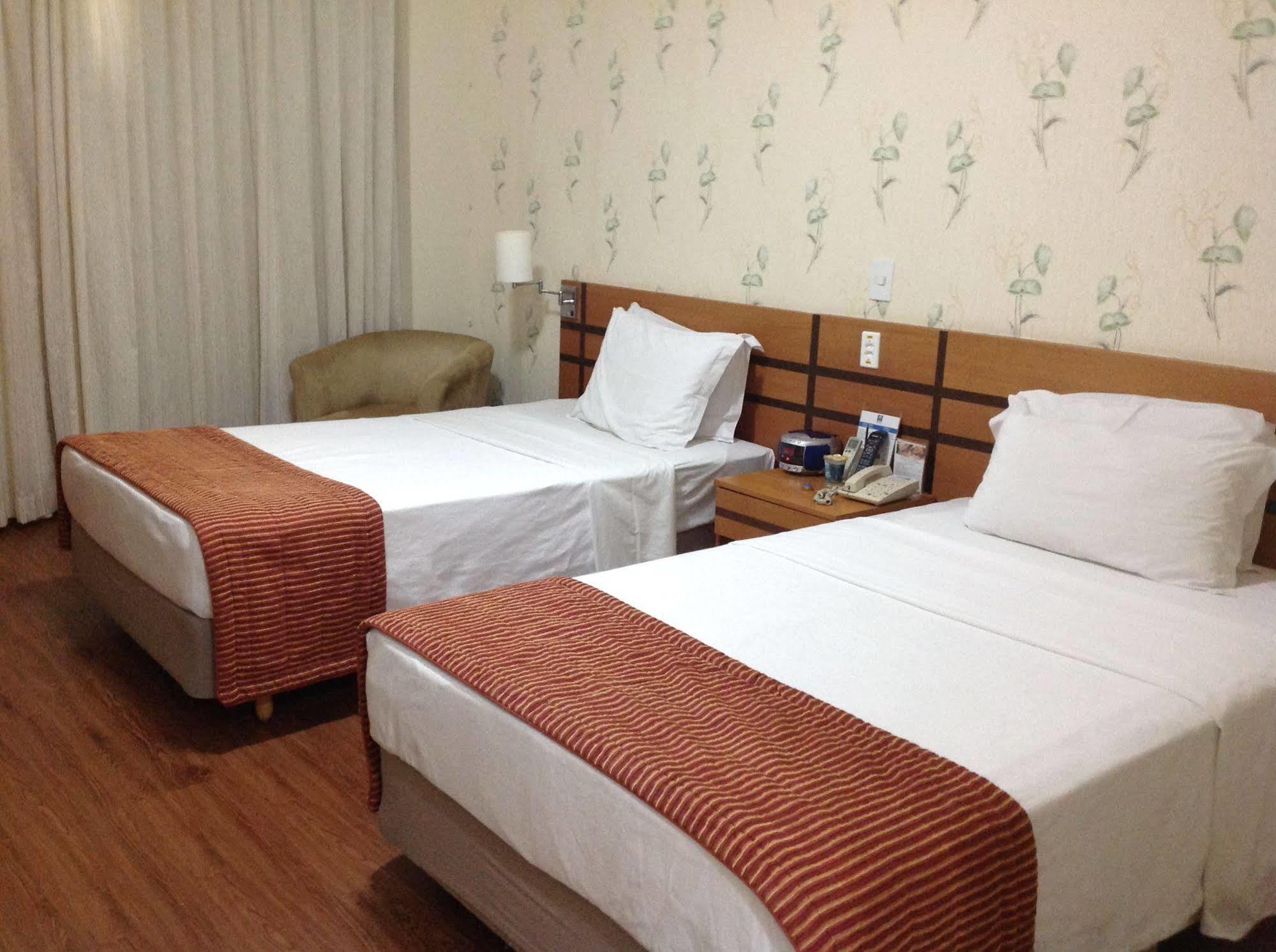 Vitoria Praia Hotel מראה חיצוני תמונה