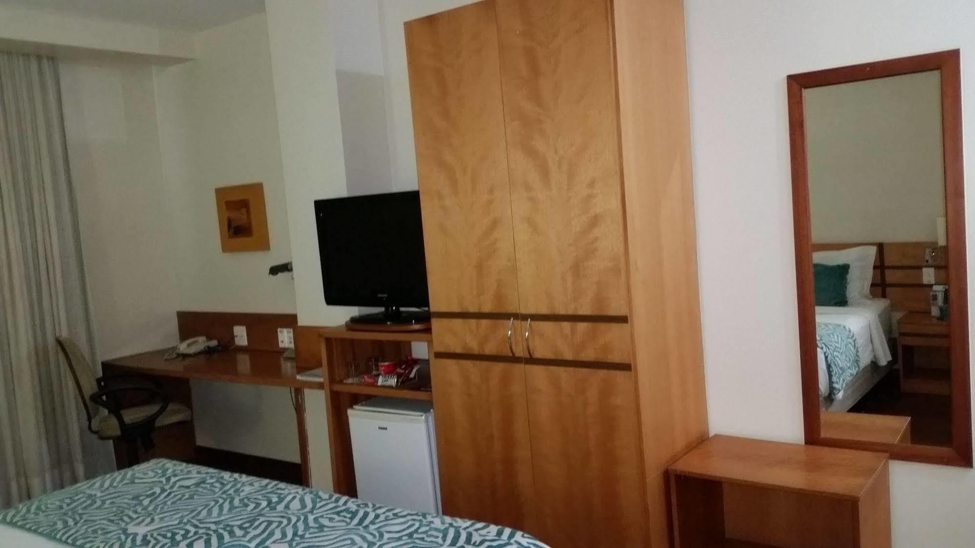 Vitoria Praia Hotel מראה חיצוני תמונה